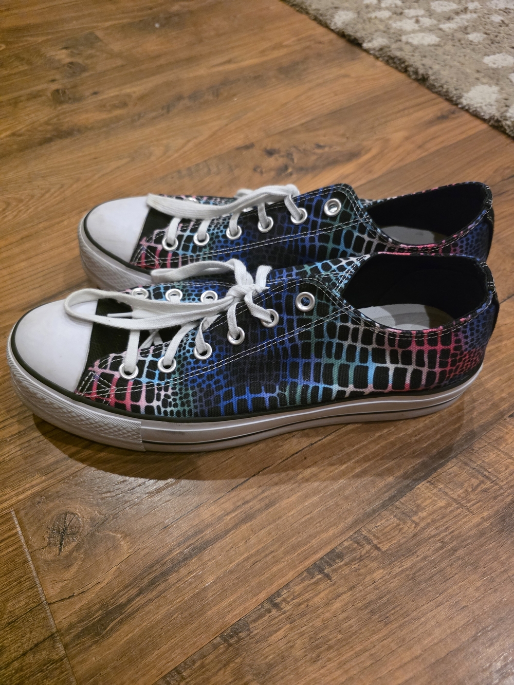 Converse Chuck Taylor All Star Lift Platform Digital Daze Women’s 11 Multicolor